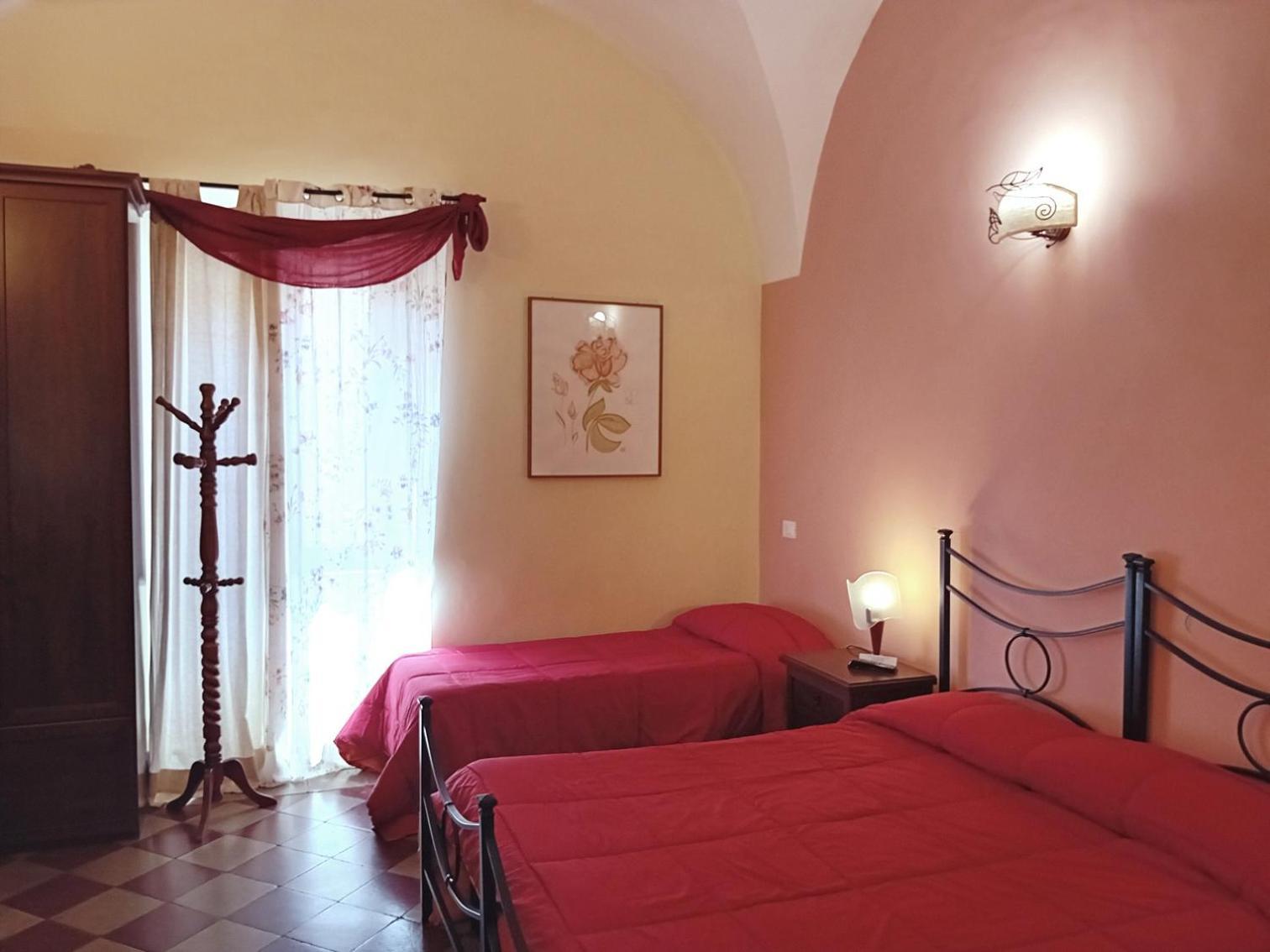 Camere Del Re Tarquinia Exterior photo