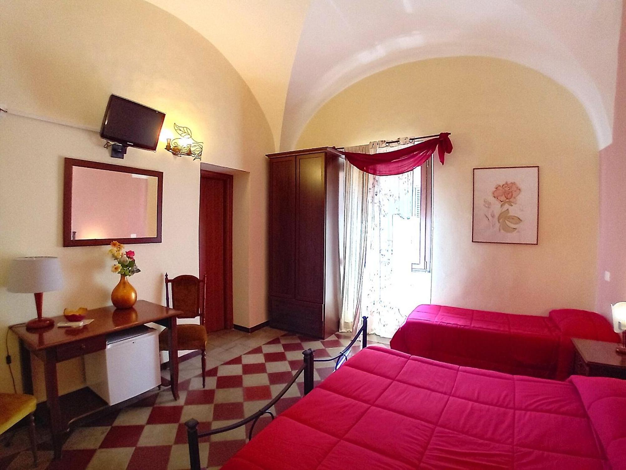 Camere Del Re Tarquinia Exterior photo