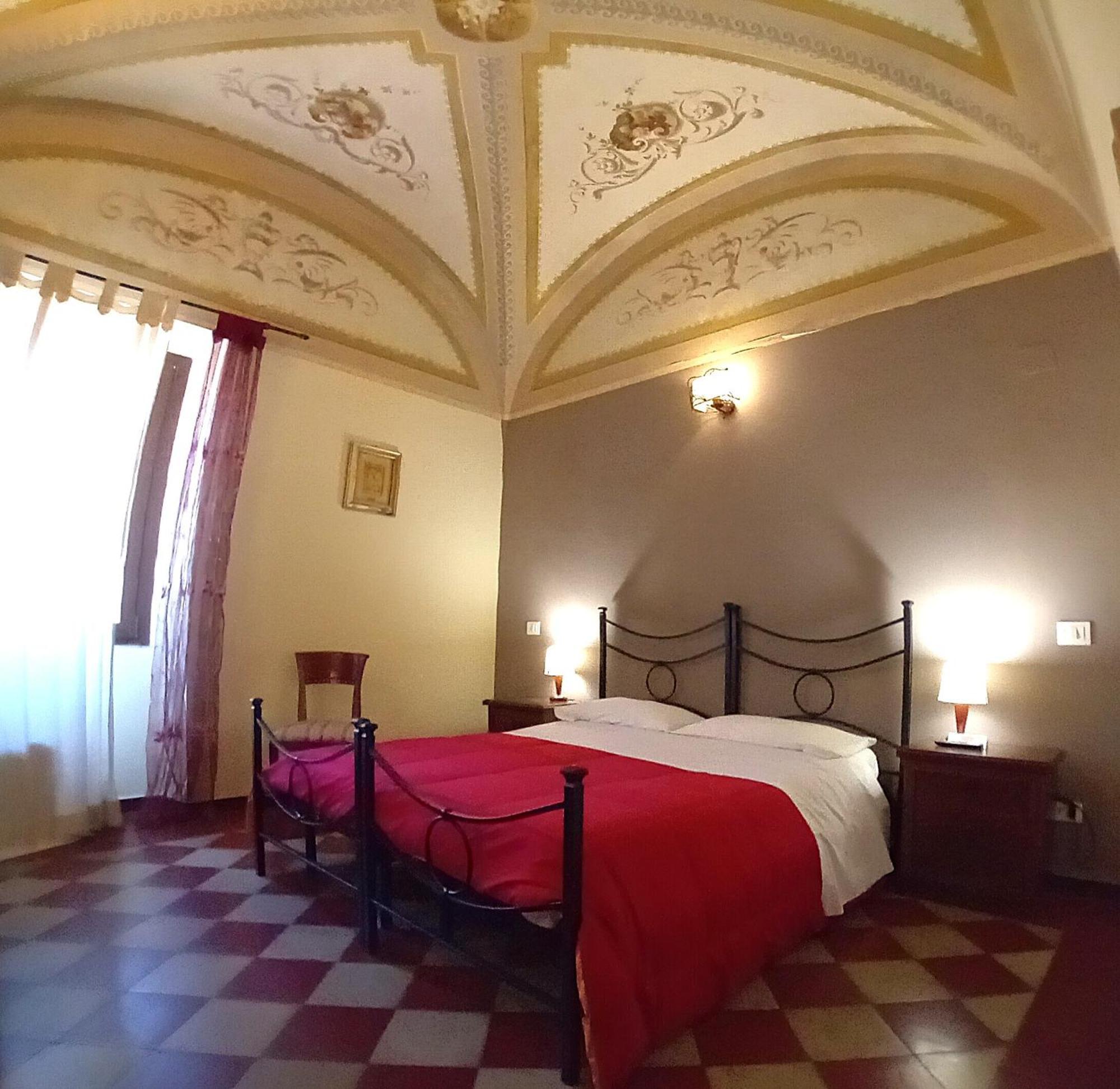 Camere Del Re Tarquinia Exterior photo